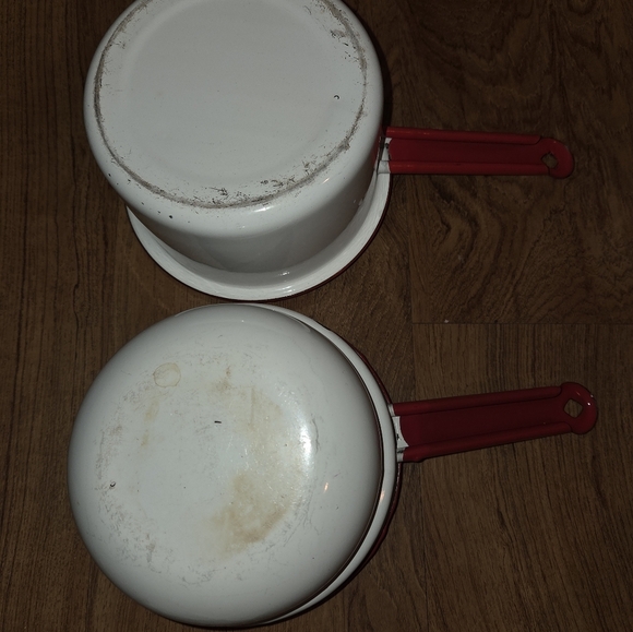 Vintage Enmal Double Broiler Red and White Decor - Picture 5 of 5